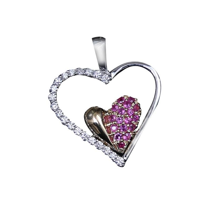 Diamond pendant in platinum